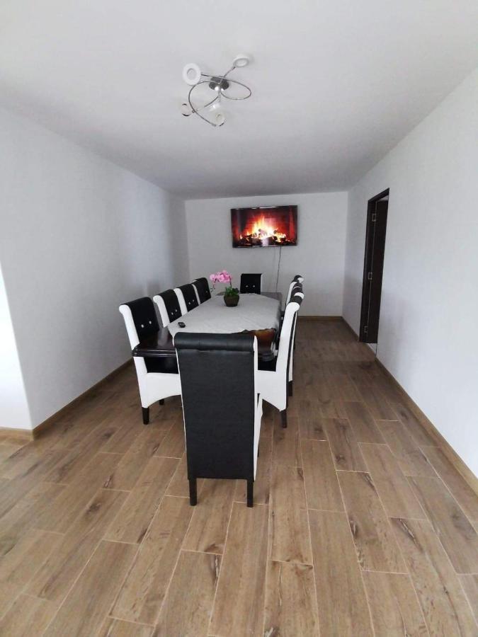 Casa De Vacanta Maga Dubova Exteriör bild