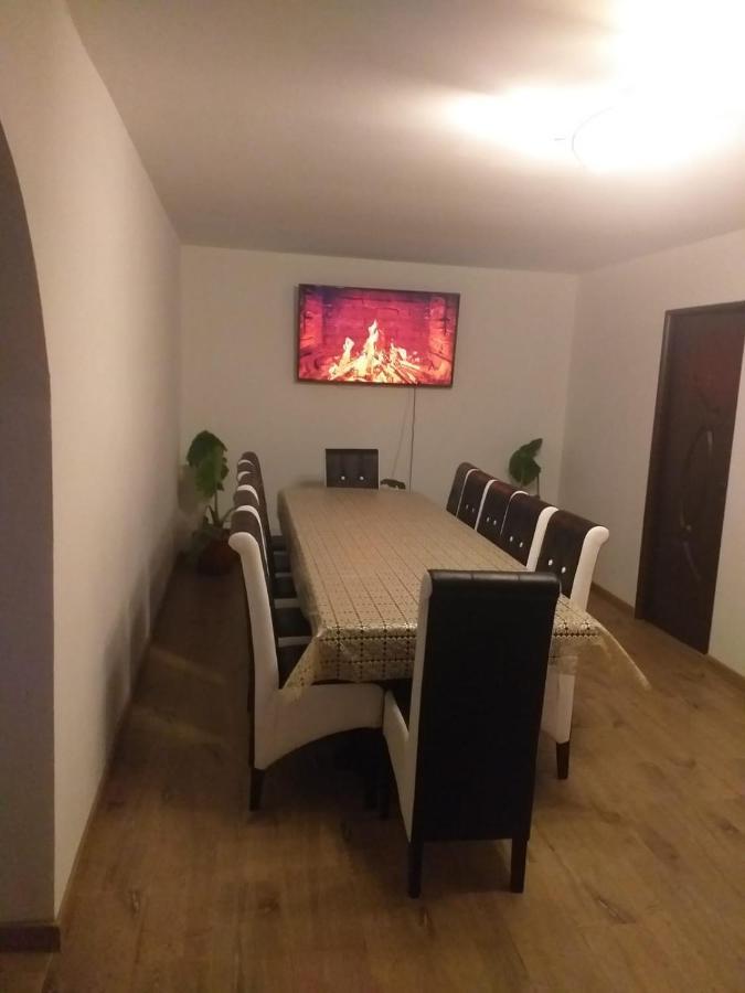 Casa De Vacanta Maga Dubova Exteriör bild