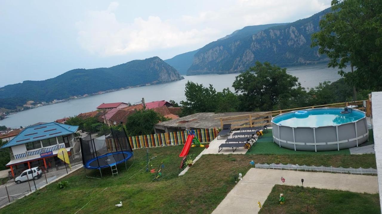 Casa De Vacanta Maga Dubova Exteriör bild
