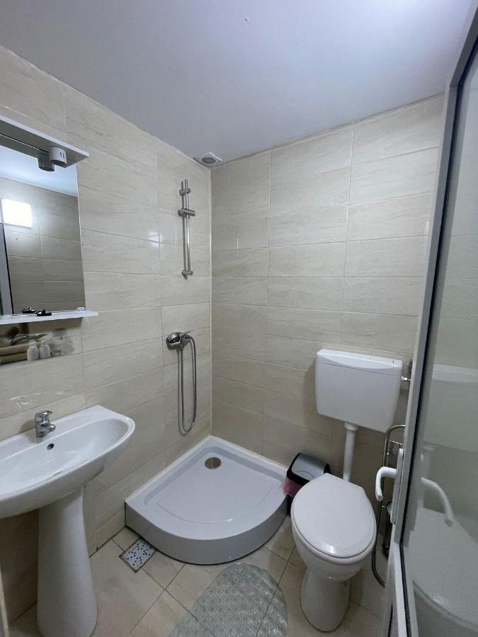Casa De Vacanta Maga Dubova Exteriör bild